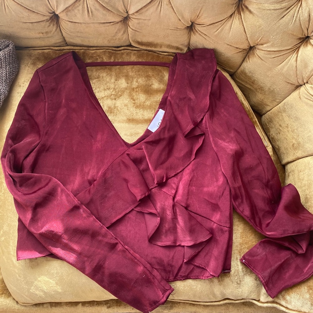 Maroon long sleeve blouse with low back & front !